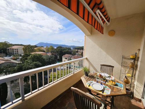Vue mer, WIFI, climatisation, 3 couchages,500m de la plage...Tout à pied