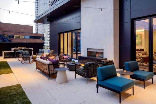 Tempo By Hilton Nashville Downtown Image