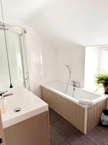 Et badeværelse på 13 WinterSlow Cottage