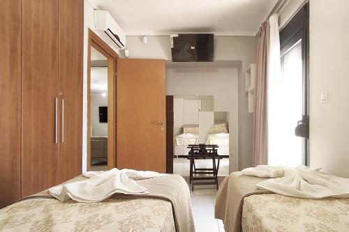 Metaxenia's apartment 202