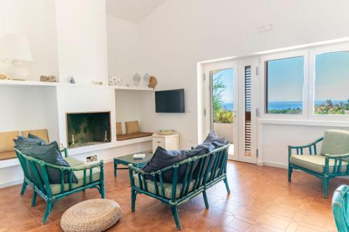 TV/trung tâm giải trí tại La Villa