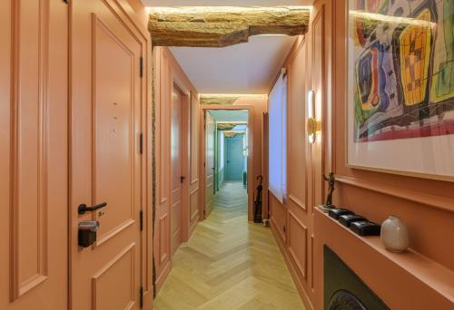 Φωτογραφία από το άλμπουμ του Ribera · Rooms · Old Town · A/C · From 1880 στο Μπιλμπάο