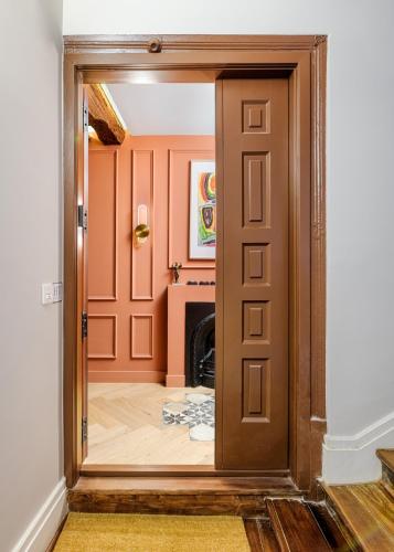 Ribera · Rooms · Old Town · A/C · From 1880