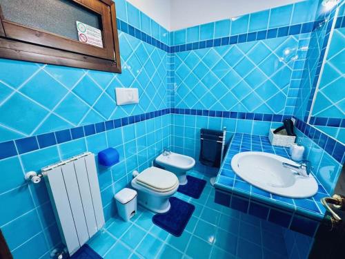 Photo de la galerie de l'établissement Gloria's Home con terrazza vista mare, à Palau