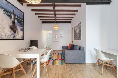 Live Like A Local In Eixample