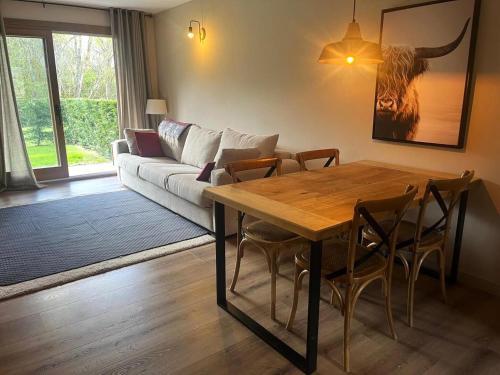 Photo de la galerie de l'établissement Apartamento con piscina cerca de Llívia, à Estavar