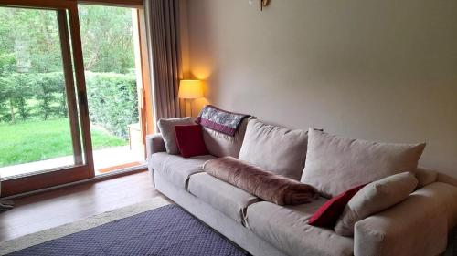 Photo de la galerie de l'établissement Apartamento con piscina cerca de Llívia, à Estavar