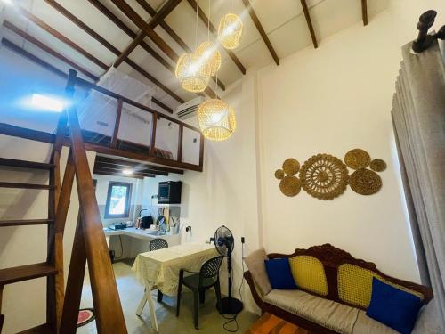 Χώρος καθιστικού στο LUMI CASA MIRISSA