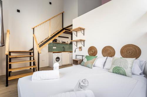 Marie Curie Flats, Lovely Loft