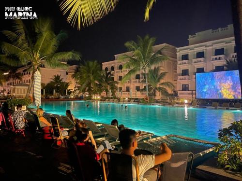 Πισίνα στο ή κοντά στο Marina resort Waterfront Minh Phu Quoc villa beach swimming pool