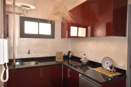 Η κουζίνα ή μικρή κουζίνα στο La Maison Bèrbere