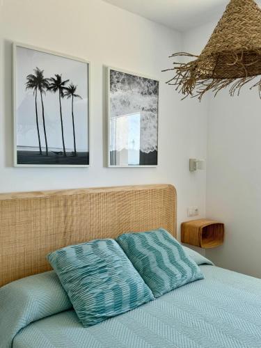 SunnyPalms - Beachfront Penthouse with stunning sea view