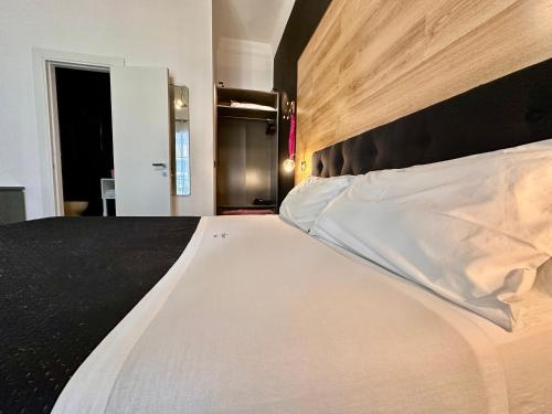 Elegance Rooms Spaccanapoli photo 102