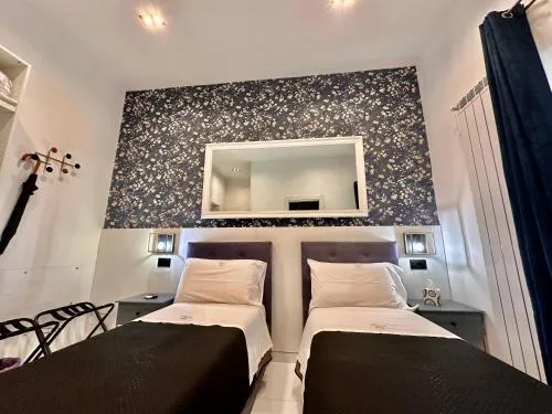 Elegance Rooms Spaccanapoli photo 4