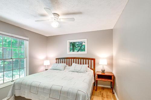 Gallery image of Manor Green Cedar Home with Fire Pit, 3 Mi to Lake! in Cedar