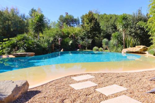 Studio avec piscine et jacuzzi - Tiki Palm Beach Resort