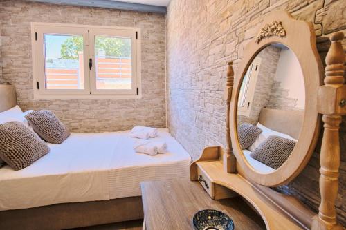 Ένα ή περισσότερα κρεβάτια σε δωμάτιο στο Paliabelo Village House