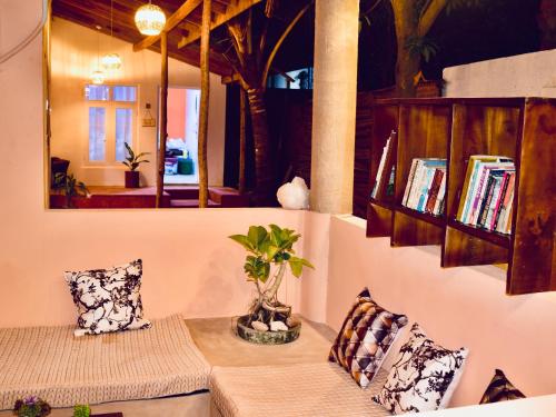 Ein Sitzbereich in der Unterkunft Gypcey Home