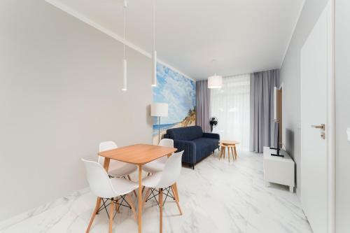 Apartament Baltic Park IB z Basenem Letnim by HolidaySun