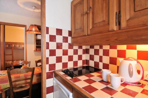 Photo de la galerie de l'établissement Résidence Agate - Studio pour 4 Personnes 26, à Mâcot La Plagne