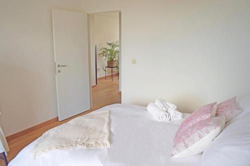 Ένα ή περισσότερα κρεβάτια σε δωμάτιο στο Astrid Sauna Appartement Antwerp