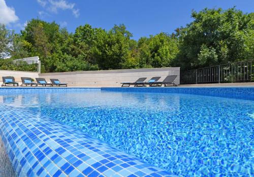 Gallery image of YourCroatiaHoliday - Villa with 6 rooms in Drenje