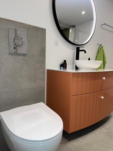 Gallery image of New Stylish Apartment Downtown in Klaksvík