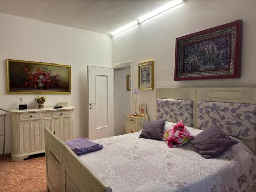 Postel nebo postele na pokoji v ubytování Artisanti - DANIA HOME