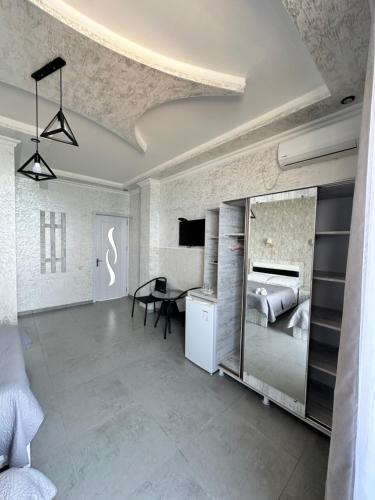 TV a/nebo společenská místnost v ubytování Hotel black sea