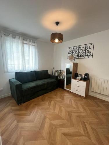 Charmant Studio aux portes de Paris