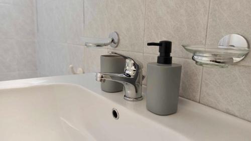 Cozy apartment in Athens, close to city centre and beaches