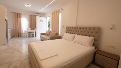 Blue Mare Apartments