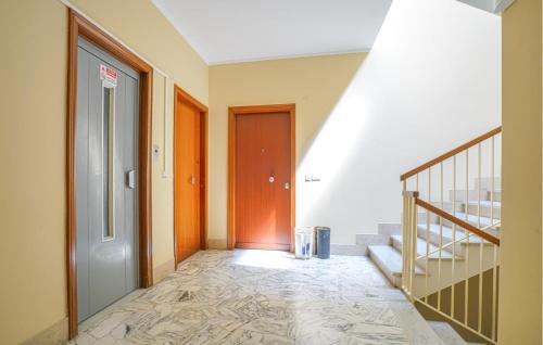 Φωτογραφία από το άλμπουμ του 2 Bedroom Beautiful Apartment In Cavi Di Lavagna σε Cavi di Lavagna
