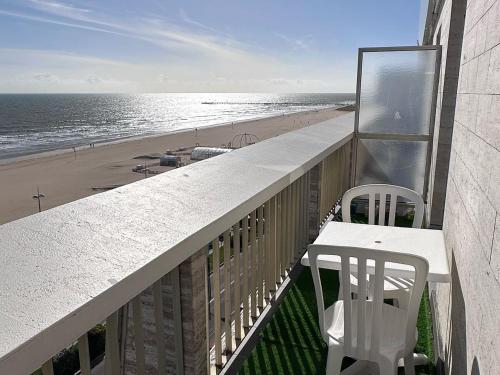 Appartement familial en bord de mer avec balcon et parking à Saint Jean de Monts - FR-1-323-505