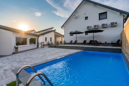 Apartments & Room Forest