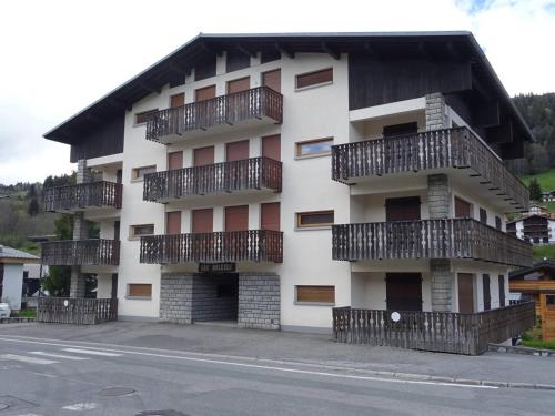 Appartement lumineux 3 pièces, 6 pers, Les Gets – Proche centre et ESF, WIFI, garage, navette - FR-1-802-4