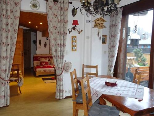 Appartement confortable 3 pièces - 8 pers - Centre station - WiFi - Parking - FR-1-802-41