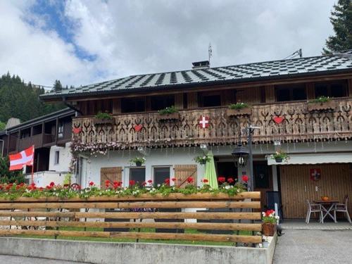 Les Gets - Appartement 3 Pièces - 7 Pers - 100m Télésiège - Wifi - Parking - FR-1-802-85