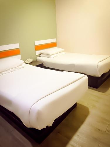 Gallery image of Red Orange Hotel in Kuala Pilah