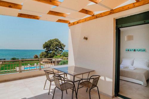 Balkoni atau teres di Villa Odyssea
