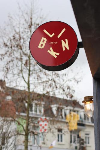 Ein Zertifikat, Auszeichnung, Logo oder anderes Dokument, das in der Unterkunft Hotel Blink - Lodging Only ausgestellt ist
