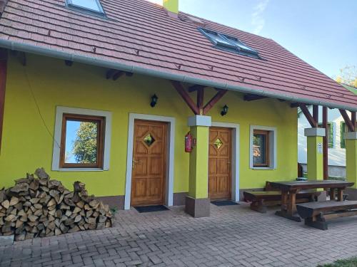 Zanati Apartmannház