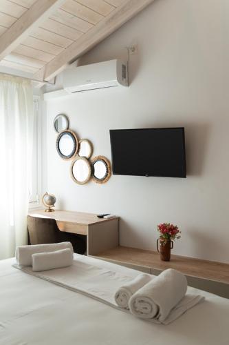 Gambar di galeri bagi Lithos Suites di Finikounta