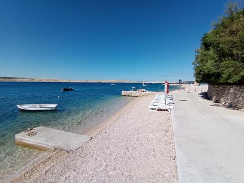 Gallery image of Apartments Tomi in Novalja