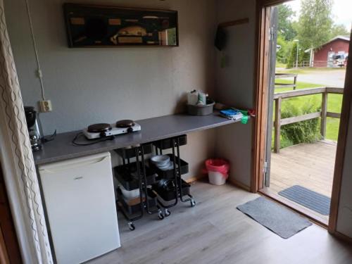 Kuchyň nebo kuchyňský kout v ubytování Torne Camping - Kano & Fiskecamp