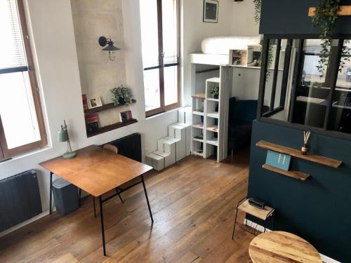 Studio-Loft lumineux et calme
