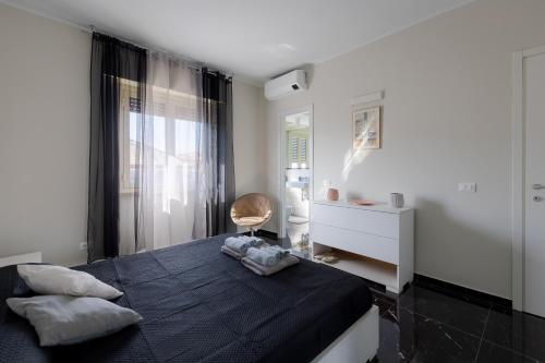 Style134 Apartment 50 meters from Metro A Lucio Sestio Station
