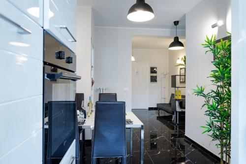 Style134 Apartment 50 meters from Metro A Lucio Sestio Station