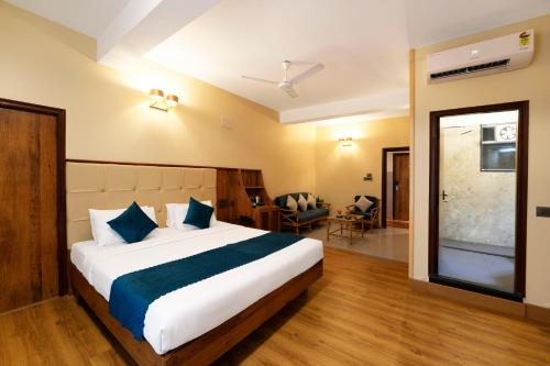 Katil atau katil-katil dalam bilik di Cross Roads Inn