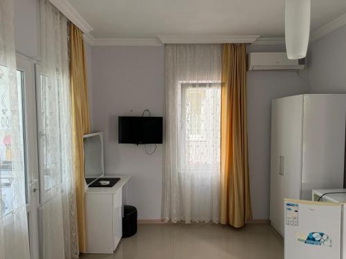 Gallery image of Twins Hotel in Gonio